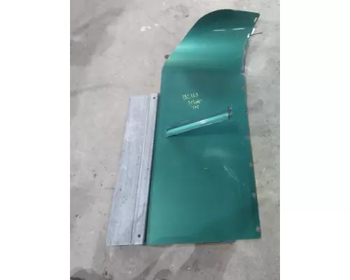 FREIGHTLINER COLUMBIA 120 CAB EXTENSION