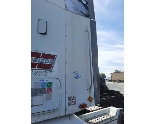 FREIGHTLINER COLUMBIA 120 CAB EXTENSION