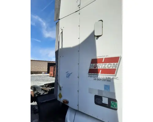 FREIGHTLINER COLUMBIA 120 CAB EXTENSION