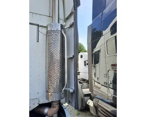 FREIGHTLINER COLUMBIA 120 CAB EXTENSION