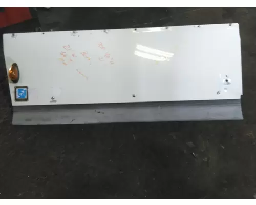 FREIGHTLINER COLUMBIA 120 CAB EXTENSION