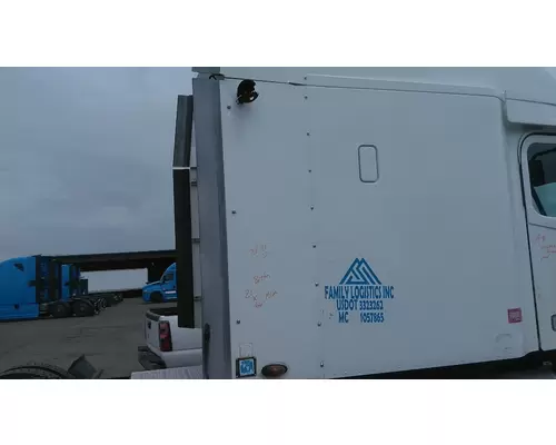 FREIGHTLINER COLUMBIA 120 CAB EXTENSION