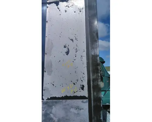 FREIGHTLINER COLUMBIA 120 CAB EXTENSION
