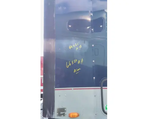 FREIGHTLINER COLUMBIA 120 CAB EXTENSION