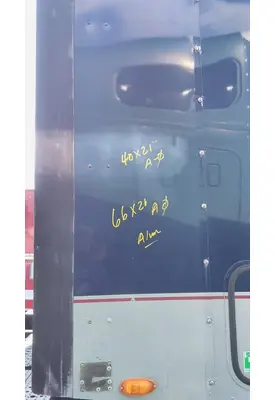 FREIGHTLINER COLUMBIA 120 CAB EXTENSION