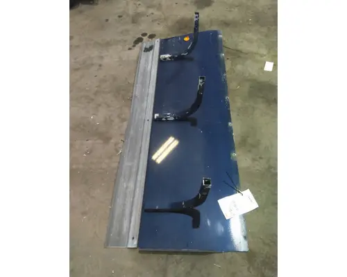 FREIGHTLINER COLUMBIA 120 CAB EXTENSION