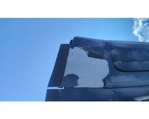 FREIGHTLINER COLUMBIA 120 CAB EXTENSION