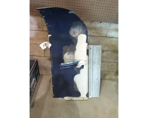 FREIGHTLINER COLUMBIA 120 CAB EXTENSION