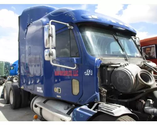 FREIGHTLINER COLUMBIA 120 CAB