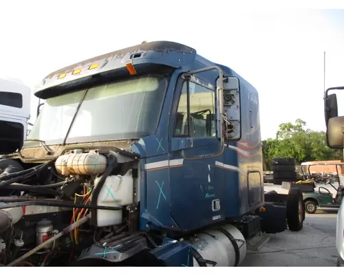 FREIGHTLINER COLUMBIA 120 CAB