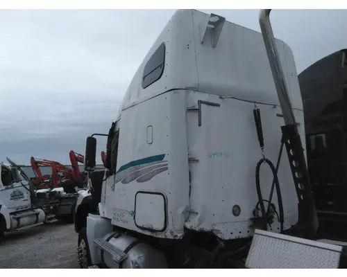 FREIGHTLINER COLUMBIA 120 CAB