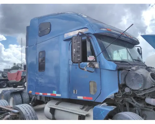 FREIGHTLINER COLUMBIA 120 CAB