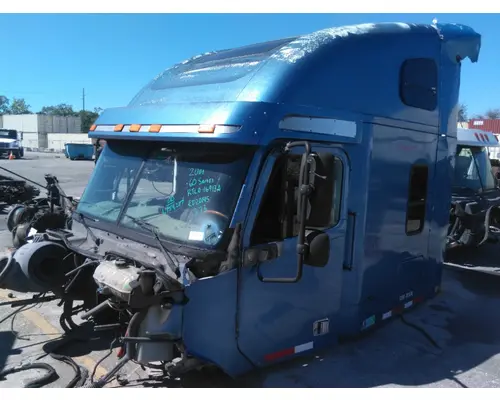 FREIGHTLINER COLUMBIA 120 CAB