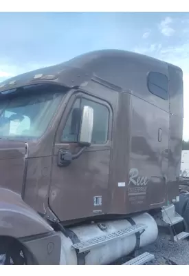 FREIGHTLINER COLUMBIA 120 CAB