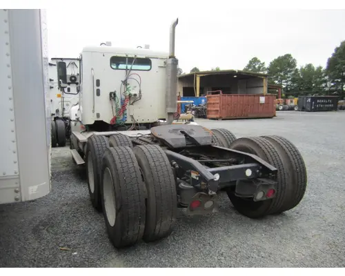 FREIGHTLINER COLUMBIA 120 CAB