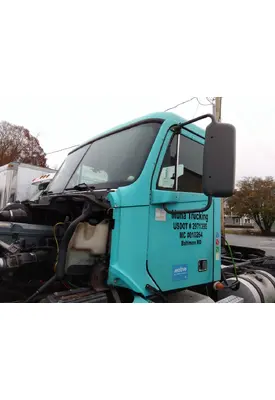 FREIGHTLINER COLUMBIA 120 CAB