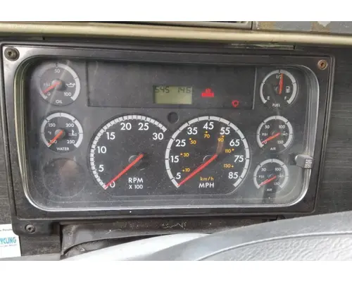 FREIGHTLINER COLUMBIA 120 CAB