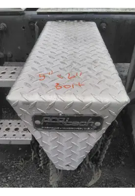 FREIGHTLINER COLUMBIA 120 CHAIN HANGER