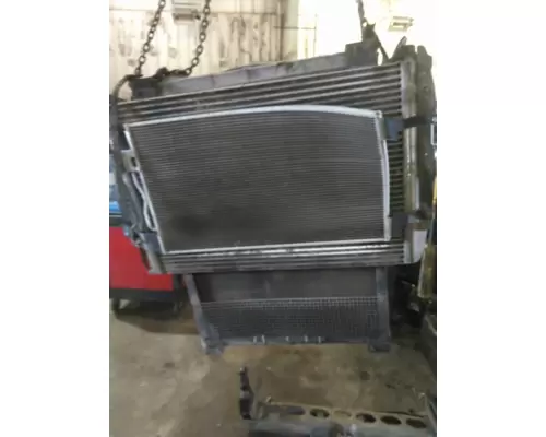 FREIGHTLINER COLUMBIA 120 COOLING ASSEMBLY (RAD, COND, ATAAC)