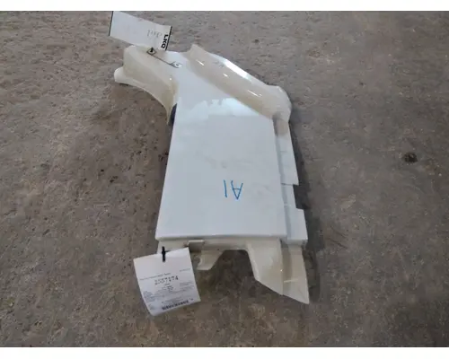 FREIGHTLINER COLUMBIA 120 COWL