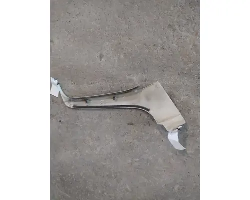 FREIGHTLINER COLUMBIA 120 COWL