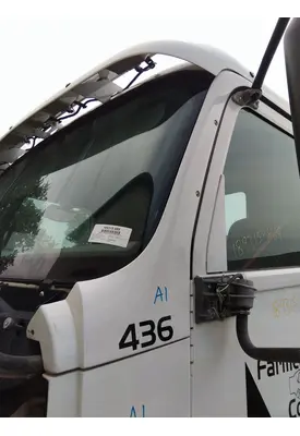 FREIGHTLINER COLUMBIA 120 COWL