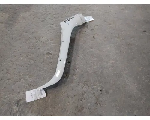 FREIGHTLINER COLUMBIA 120 COWL