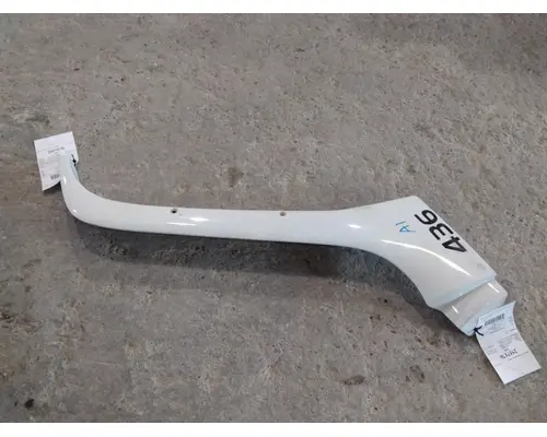 FREIGHTLINER COLUMBIA 120 COWL