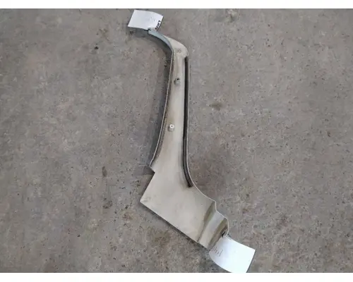 FREIGHTLINER COLUMBIA 120 COWL