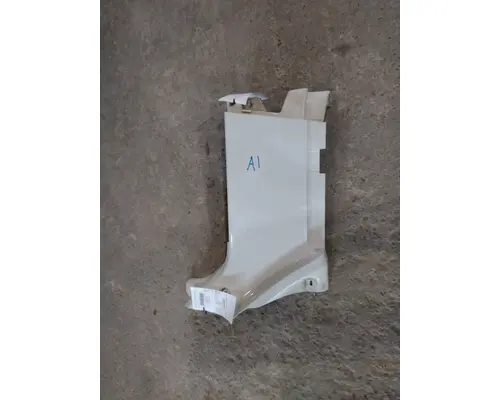 FREIGHTLINER COLUMBIA 120 COWL