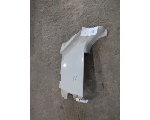 FREIGHTLINER COLUMBIA 120 COWL