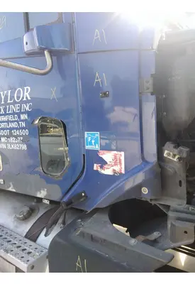 FREIGHTLINER COLUMBIA 120 COWL