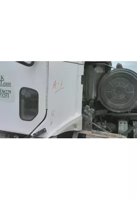 FREIGHTLINER COLUMBIA 120 COWL