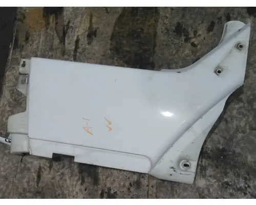 FREIGHTLINER COLUMBIA 120 COWL