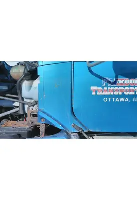 FREIGHTLINER COLUMBIA 120 COWL