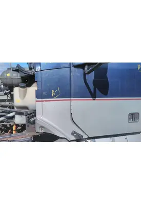 FREIGHTLINER COLUMBIA 120 COWL