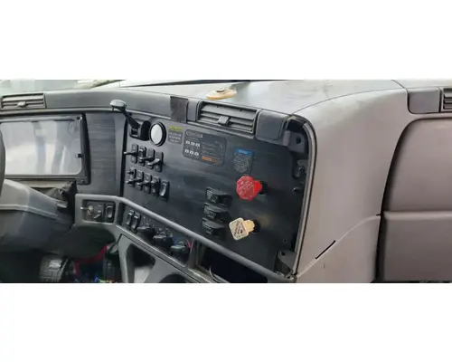 FREIGHTLINER COLUMBIA 120 Cab Assembly