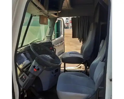 FREIGHTLINER COLUMBIA 120 Cab Assembly