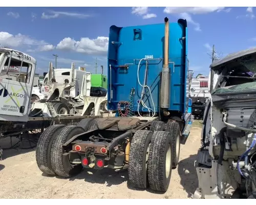 FREIGHTLINER COLUMBIA 120 Cab