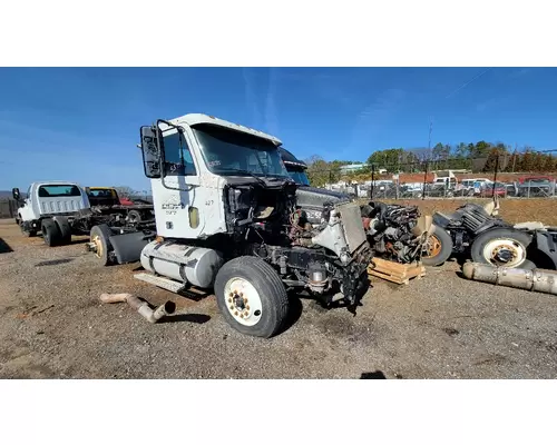 FREIGHTLINER COLUMBIA 120 Complete Vehicle