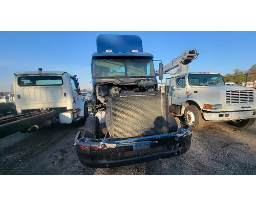 FREIGHTLINER COLUMBIA 120 Complete Vehicle