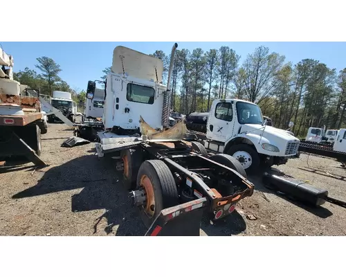 FREIGHTLINER COLUMBIA 120 Complete Vehicle