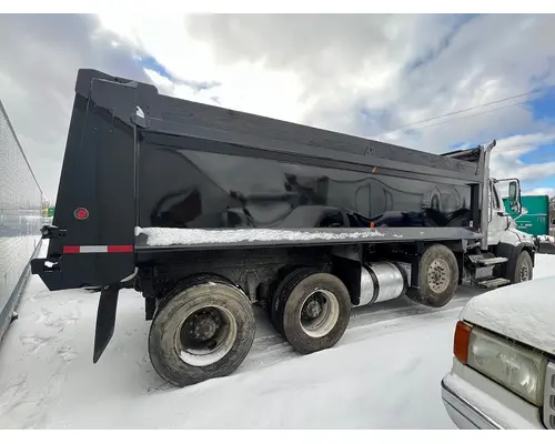 FREIGHTLINER COLUMBIA 120 Complete Vehicle