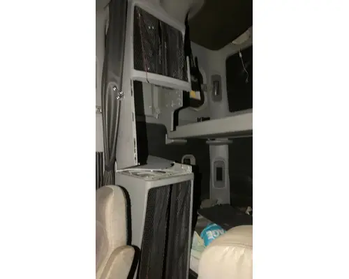FREIGHTLINER COLUMBIA 120 Complete Vehicle