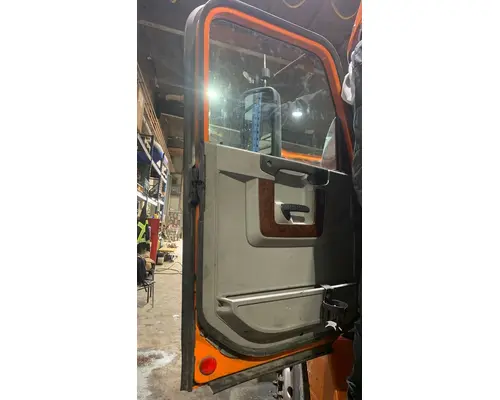 FREIGHTLINER COLUMBIA 120 Complete Vehicle