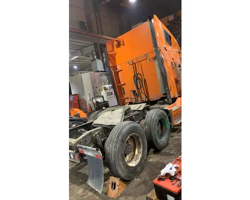 FREIGHTLINER COLUMBIA 120 Complete Vehicle