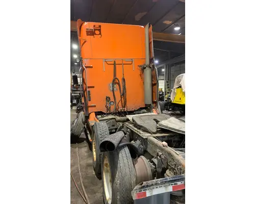 FREIGHTLINER COLUMBIA 120 Complete Vehicle