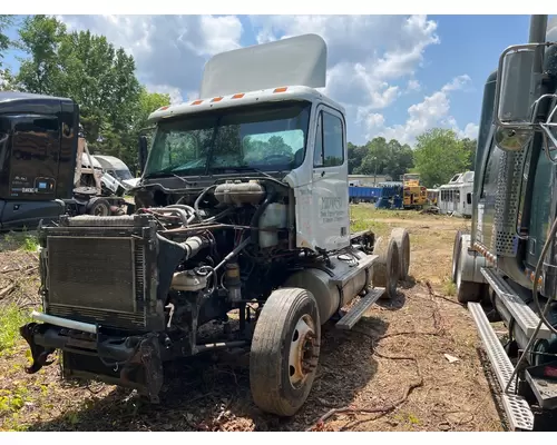 FREIGHTLINER COLUMBIA 120 Complete Vehicle