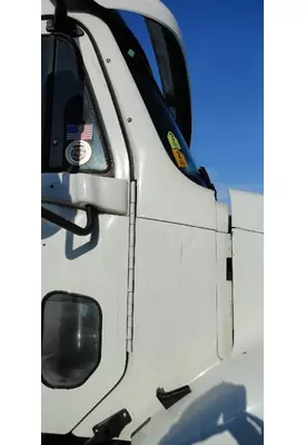 FREIGHTLINER COLUMBIA 120 Cowl Vent Panel