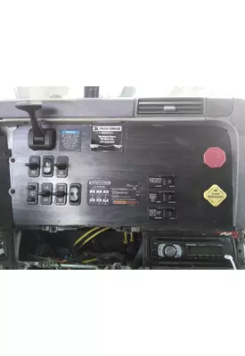 FREIGHTLINER COLUMBIA 120 DASH PANEL